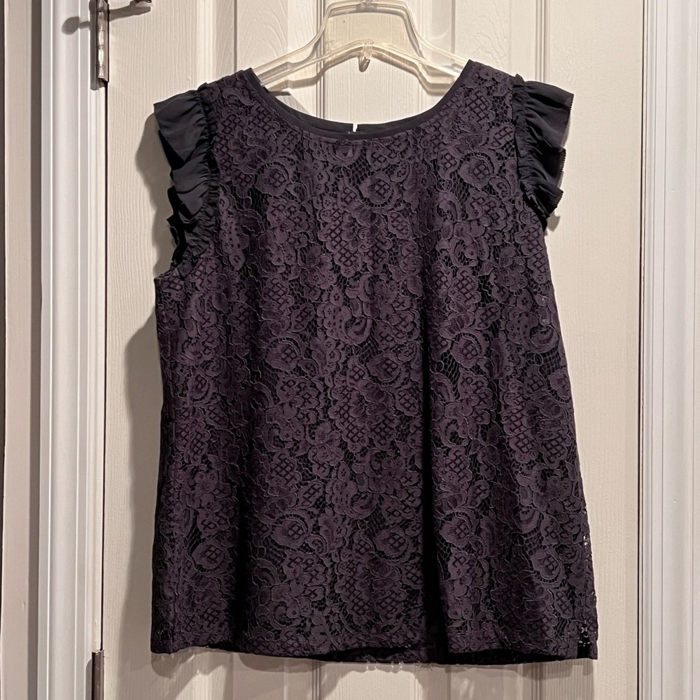 BNWT Ann Taylor Loft Charcoal Gray Lace Top with Ruffle Sleeve Detail